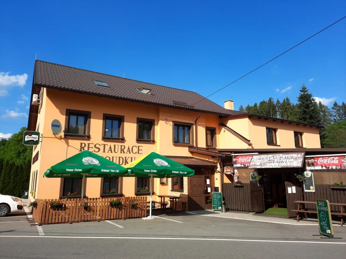 Rodinny Pension U Soudku Рудник Экстерьер фото