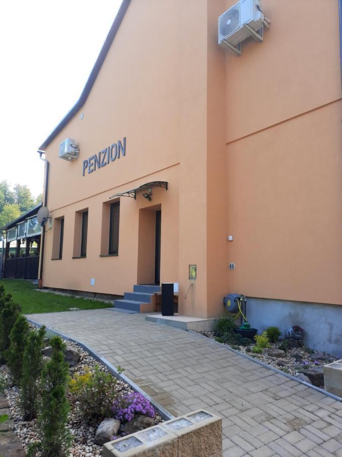 Rodinny Pension U Soudku Рудник Экстерьер фото
