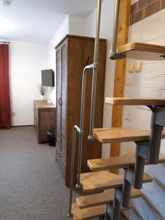 Rodinny Pension U Soudku Рудник Экстерьер фото